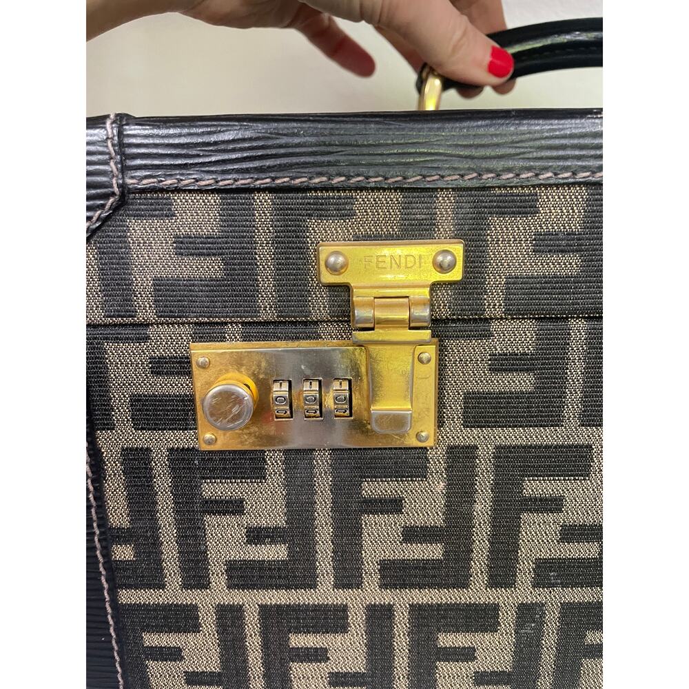 Fendi Vintage Zucca Canvas Vanity Case - Picture 7 of 10